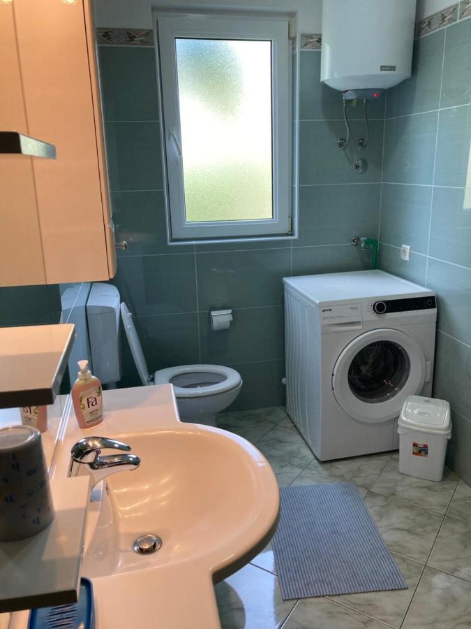 Apartments Hrnjic Umag Luaran gambar