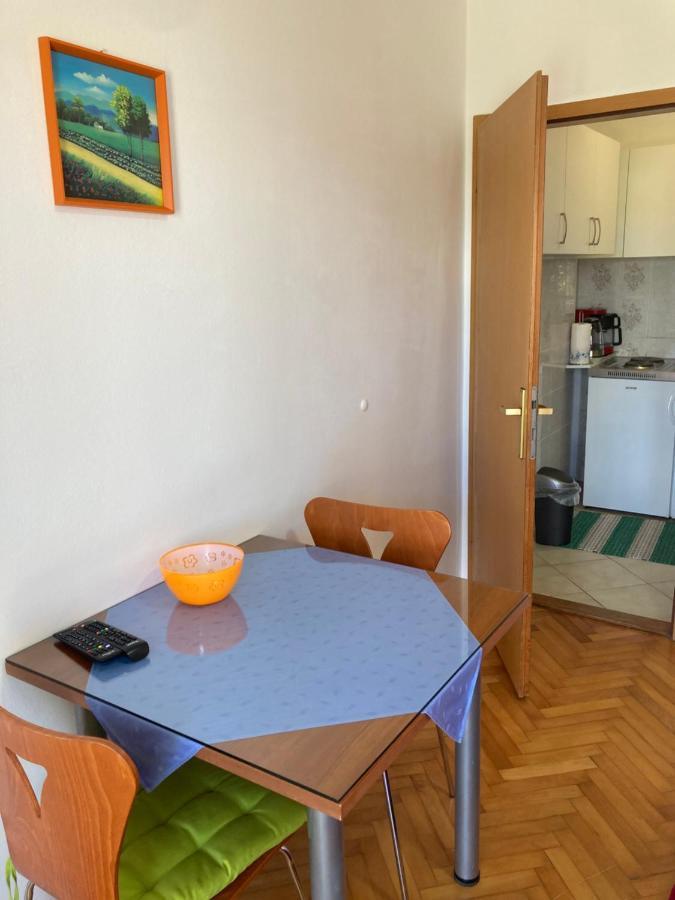 Apartments Hrnjic Umag Luaran gambar