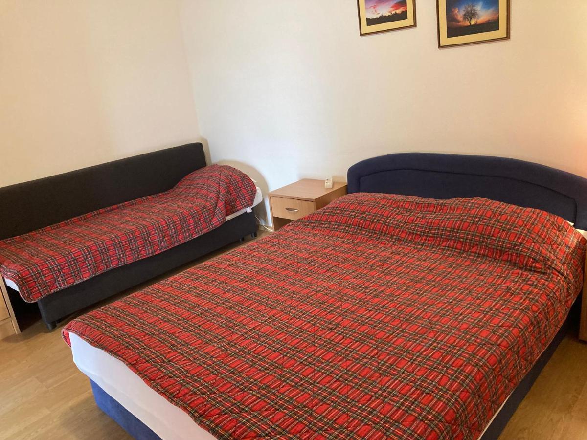 Apartments Hrnjic Umag Luaran gambar